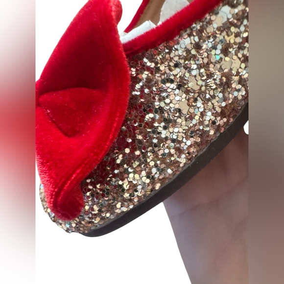 NWOT- Enchanted Toddler Girls Gold Sequined Red Velvet Mary Jane Flats SZ- 11 - Picture 12 of 13